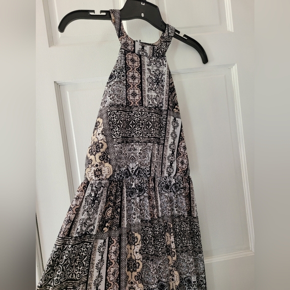 Juniors Three Pink Hearts Stretchy Halter Maxi Dress Multi color, Size S - Picture 4 of 10